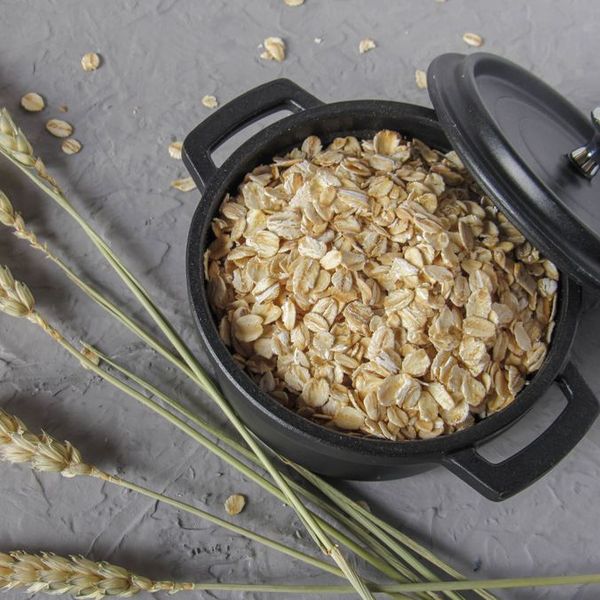 Fiocchi d'avena in una ciotola